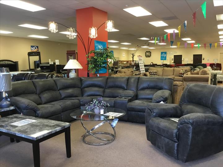 Long's Wholesale Furniture Jacksonville, FL